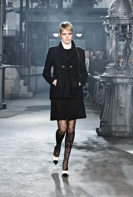 Chanel_runway_fashion_magazine_social (6)