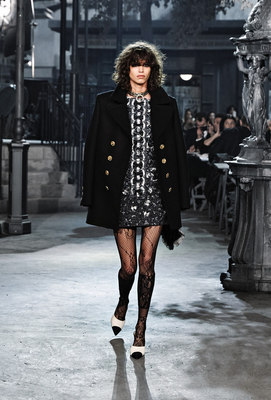 Chanel_runway_fashion_magazine_social (2)