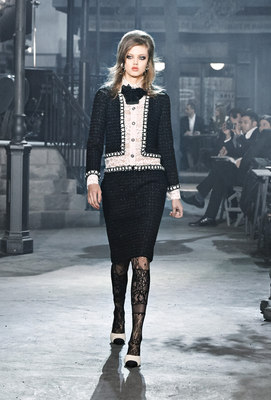 Chanel_runway_fashion_magazine_social (5)