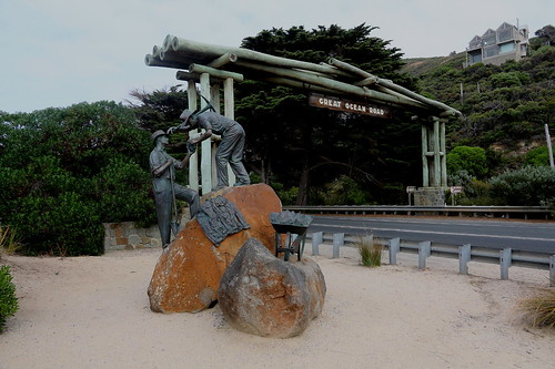 Memorial Arch, Great Ocean Road, Victoria, Australia