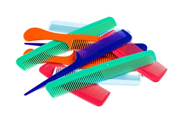 purse-essential-comb