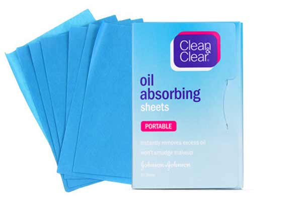 wallet-essential-oil-blotting-sheet